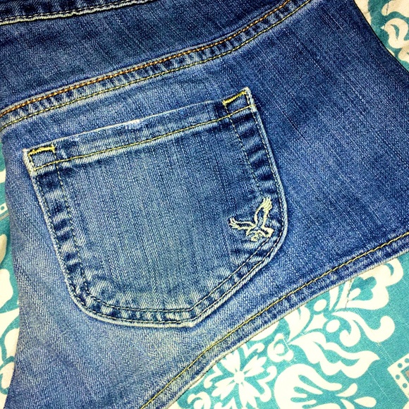 Women’s Sz. 6 American Eagle Shorts - Picture 2 of 3